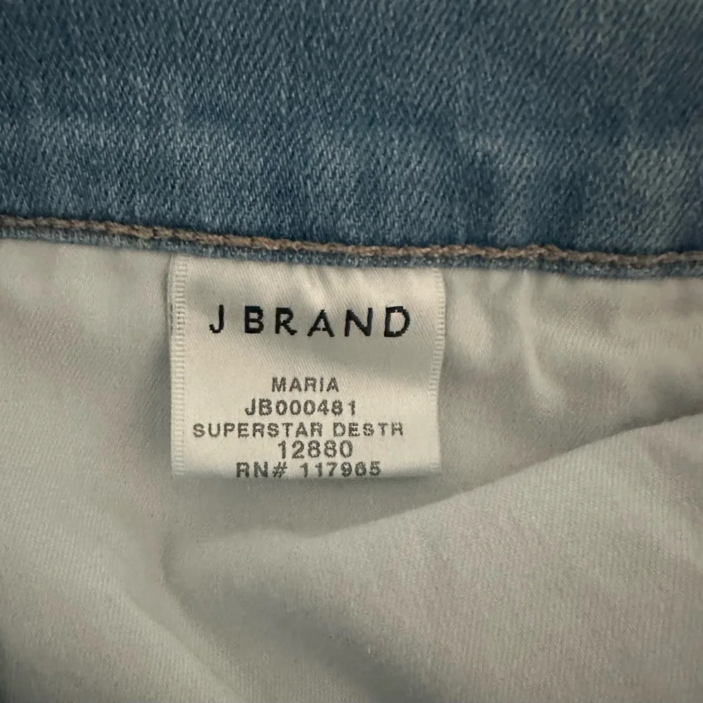 J Brand Maria High Rise Skinny Jeans in Superstar Destruct. Size 26 - Picture 5 of 6